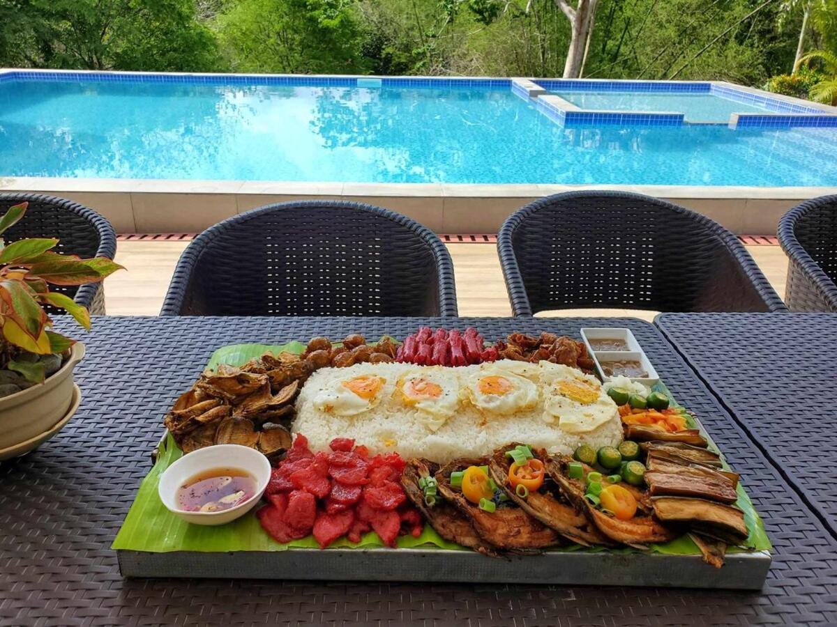 Redwood Cabin Bolinao Buitenkant foto